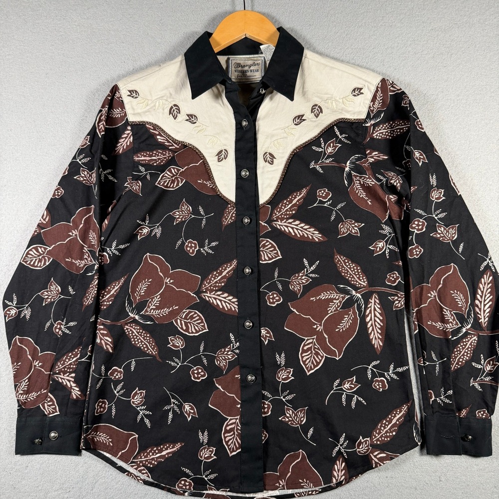 Wrangler Western Wear Women Black Floral Embroidered Yoke Button Shirt LP4522M M